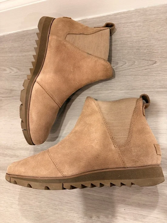 Sorel Harlow Chelsea Boots Tan Suede
Waterproof Ankle Boot Women’s Size 8.5 - Picture 4 of 11